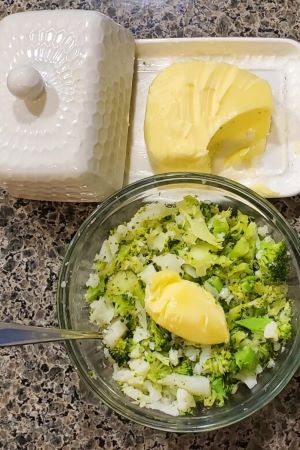 Mashed Cauliflower and Broccoli keto recipe is full of nutrients in a buttery flavor.